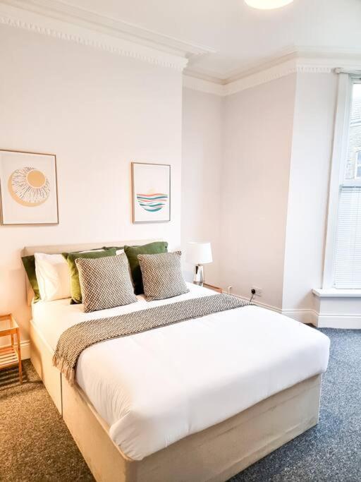 Gorgeous Newly Renovated 2 Double Bed Flat Swansea Exterior foto