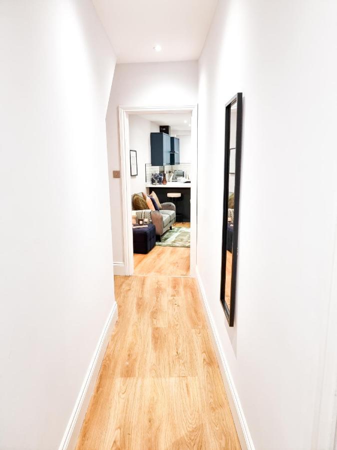 Gorgeous Newly Renovated 2 Double Bed Flat Swansea Exterior foto