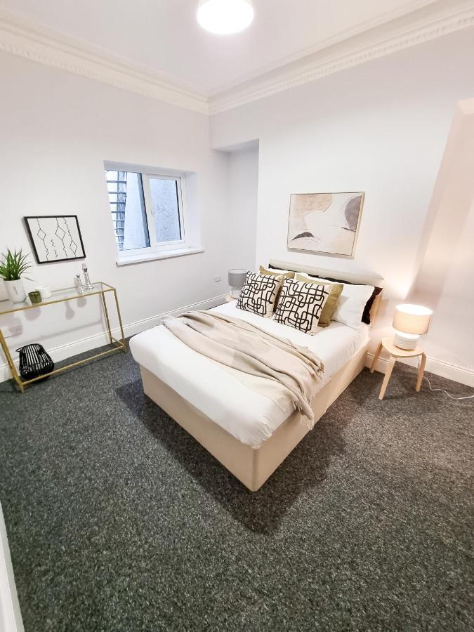 Gorgeous Newly Renovated 2 Double Bed Flat Swansea Exterior foto